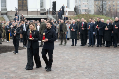 Hussar osales Butša veresauna kolmanda aastapäeva mälestusüritusel Ukrainas - Riigikogu