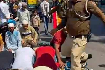 Ainus keel, mida moslemid mõistavad