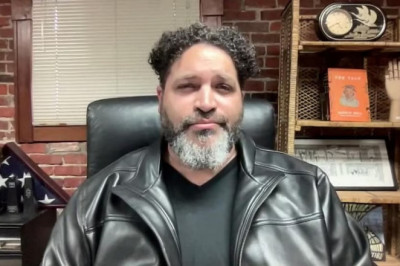 Washington Posti karikaturist Darrin Bell arreteeriti lapsporno omamise eest