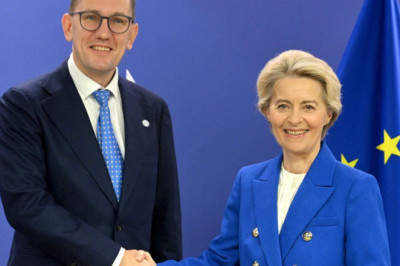 Eesti tühistab venelaste hääleõiguse – ja sunnib kirikut Moskvast lahku lööma