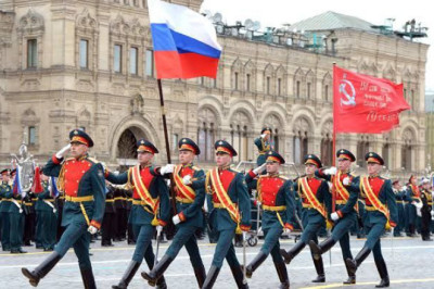 9. mai paraadile mineku kinnituse on andnud paljude riikide juhid