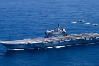 India lennukikandja INS Vikrant lahkus oma sadamast ja suundus Pakistani poole