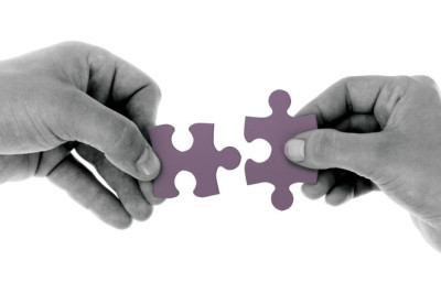 Põhja-Sakala vallavanema Karel Tölbi sõnul on Powerhouse suhtekorralduse ettevõte, mitte reklaami- või PR-ettevõte