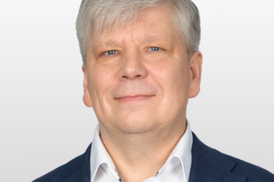 Valitsus jätab teed lagunema, kuid plaanib ametnike palgatõusu - Parempoolsed